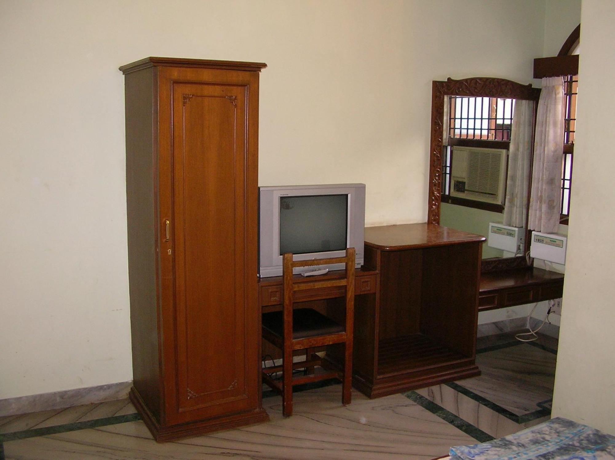 Lloyds Serviced Apartments,Krishna Street,T Nagar Chennai Cameră foto