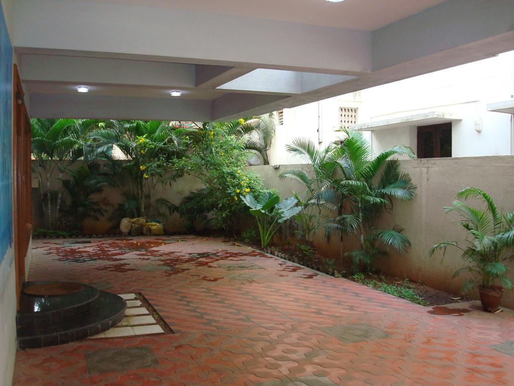 Lloyds Serviced Apartments,Krishna Street,T Nagar Chennai Cameră foto